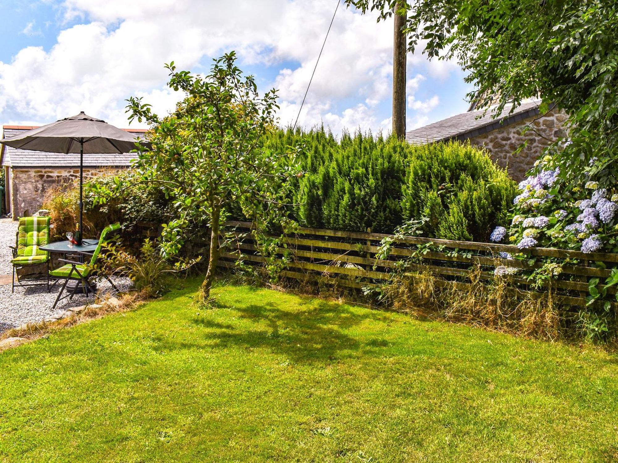Carnlussack * Camborne